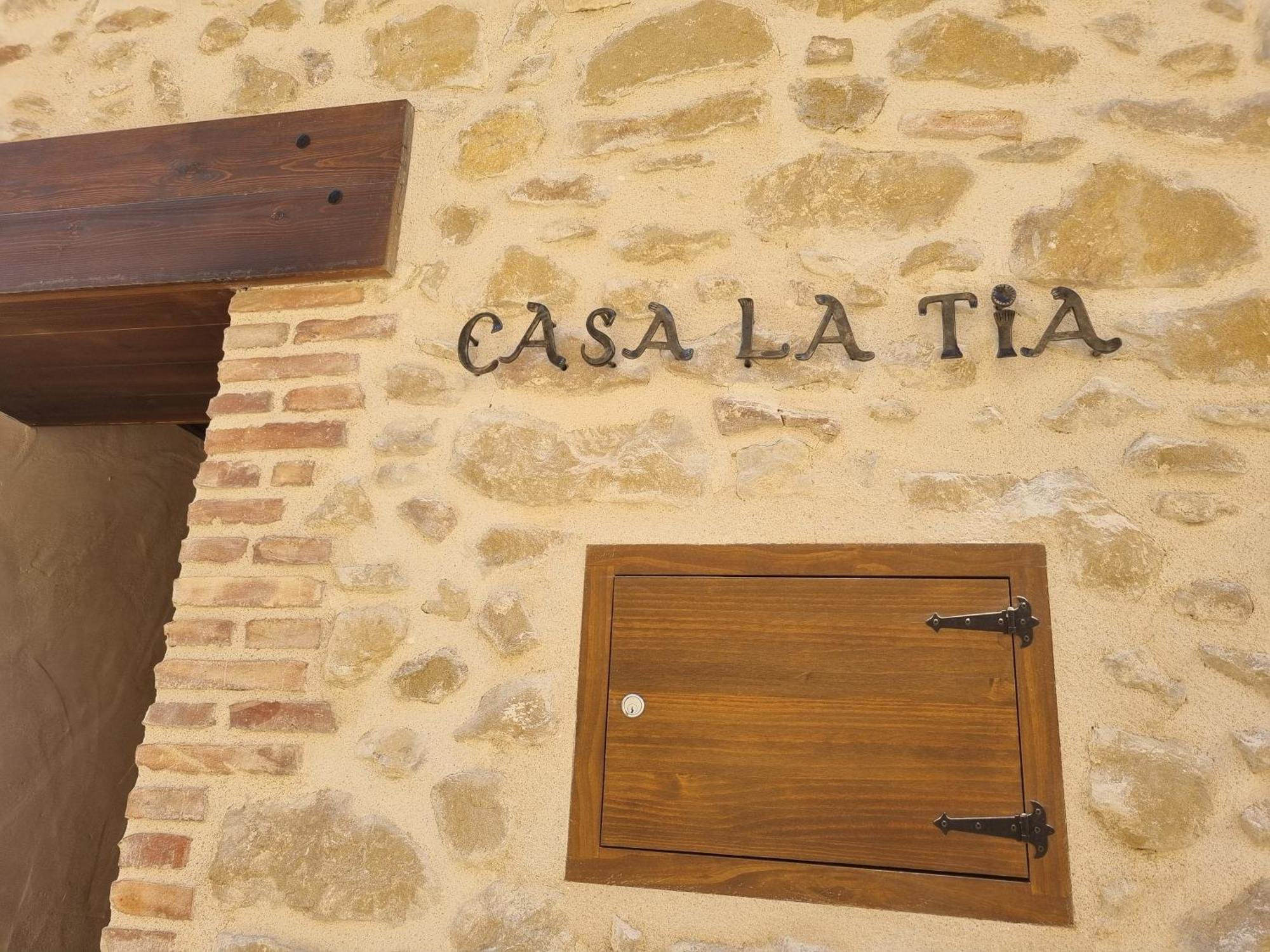 Casa La Tia Apartment Arnes Luaran gambar